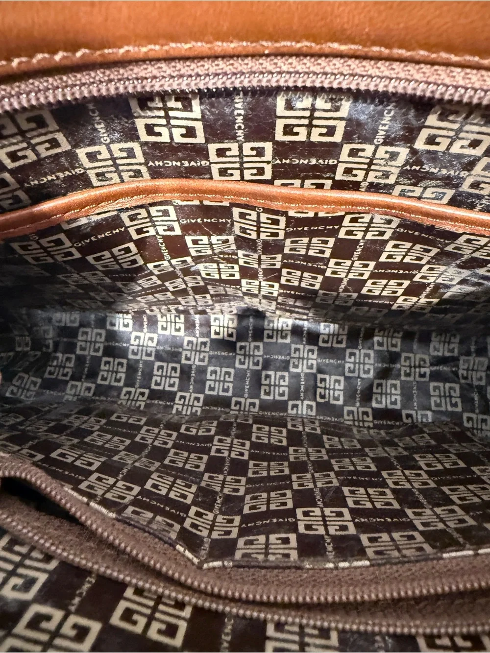 Vintage Givenchy 4G Monogram Jacquard Makeup Clutch – 70s/80s Retro